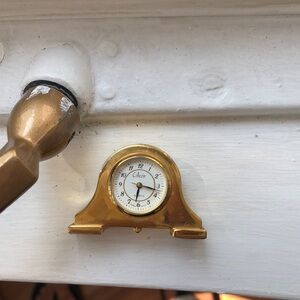 Collezio tiny clock